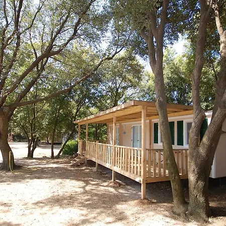Camping Village Parco Della Gallinara 4*
