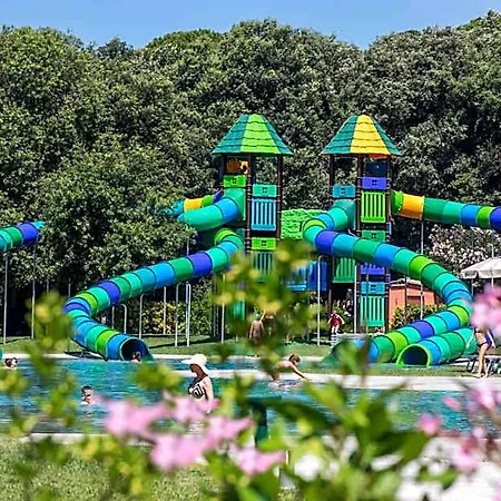 Camping Village Parco Della Gallinara Hotel Anzio