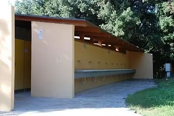 Camping Village Parco Della Gallinara 4*