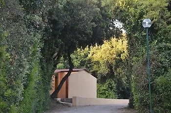 Camping Village Parco Della Gallinara Hotel