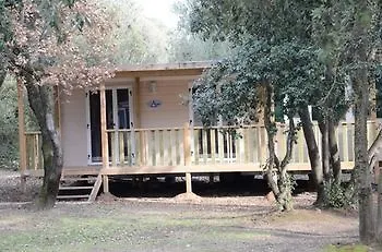 Camping Village Parco Della Gallinara Hotel