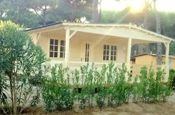 Hotel Camping Village Parco Della Gallinara 4*