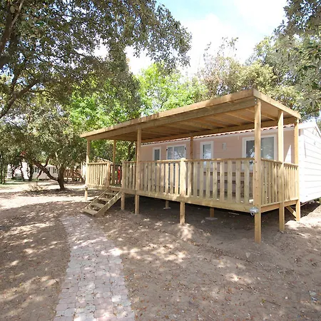 Camping Village Parco Della Gallinara Hotel